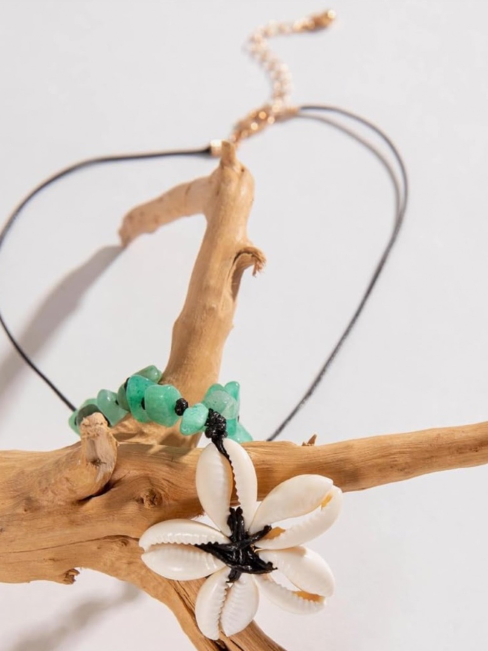 Sea Shell Flower Necklace - Green and White